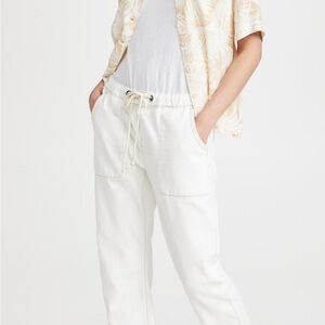 Comfy fun pull on off white jeans